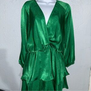 Zara green satin dress long sleeve v neck sz large neckline